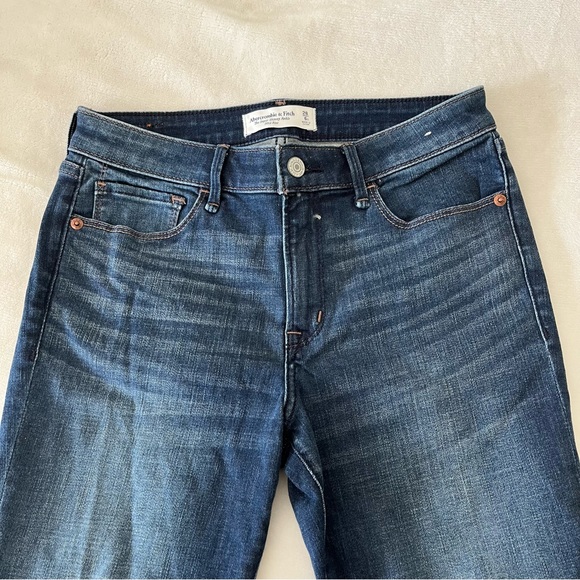 Abercrombie & Fitch Super Skinny Ankle Mid Rise Jeans - Picture 4 of 11